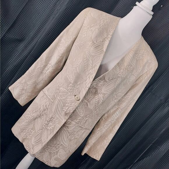 Evan Picone Cream Leaf Pattern Blazer - Picture 1 of 13